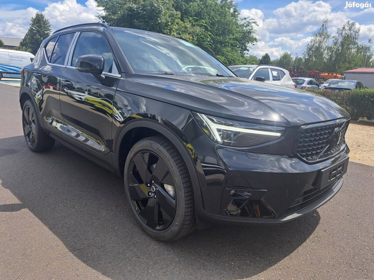 Volvo XC40 2.0 [B4] Mhev Ultra Dark Black Editi...